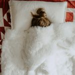 Blanket and pillow: Choosing a blanket and pillow for a child